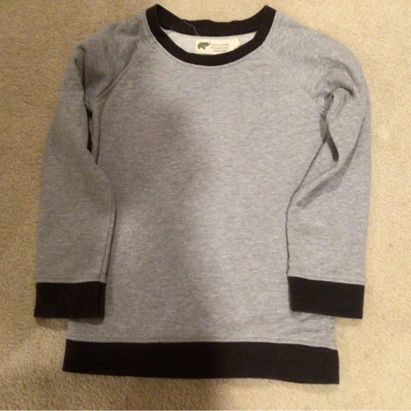 MONICA + ANDY “ORGANIC”BASIC CREWNECK SWEATSHIRT— BOYS 5T - Picture 2 of 7